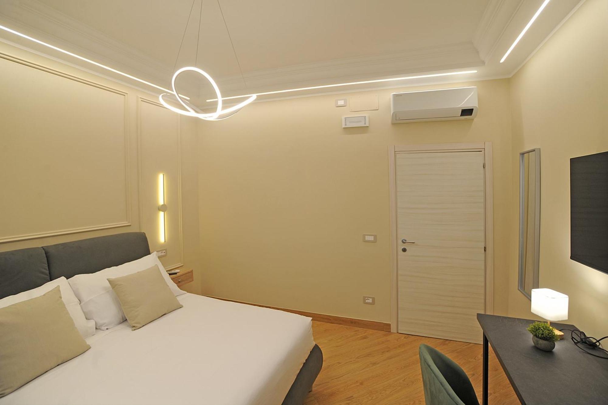 Mom Apartment Rooms&Suites Tivoli Extérieur photo