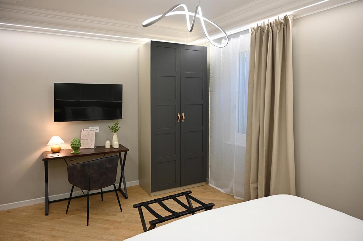 Mom Apartment Rooms&Suites Tivoli Extérieur photo