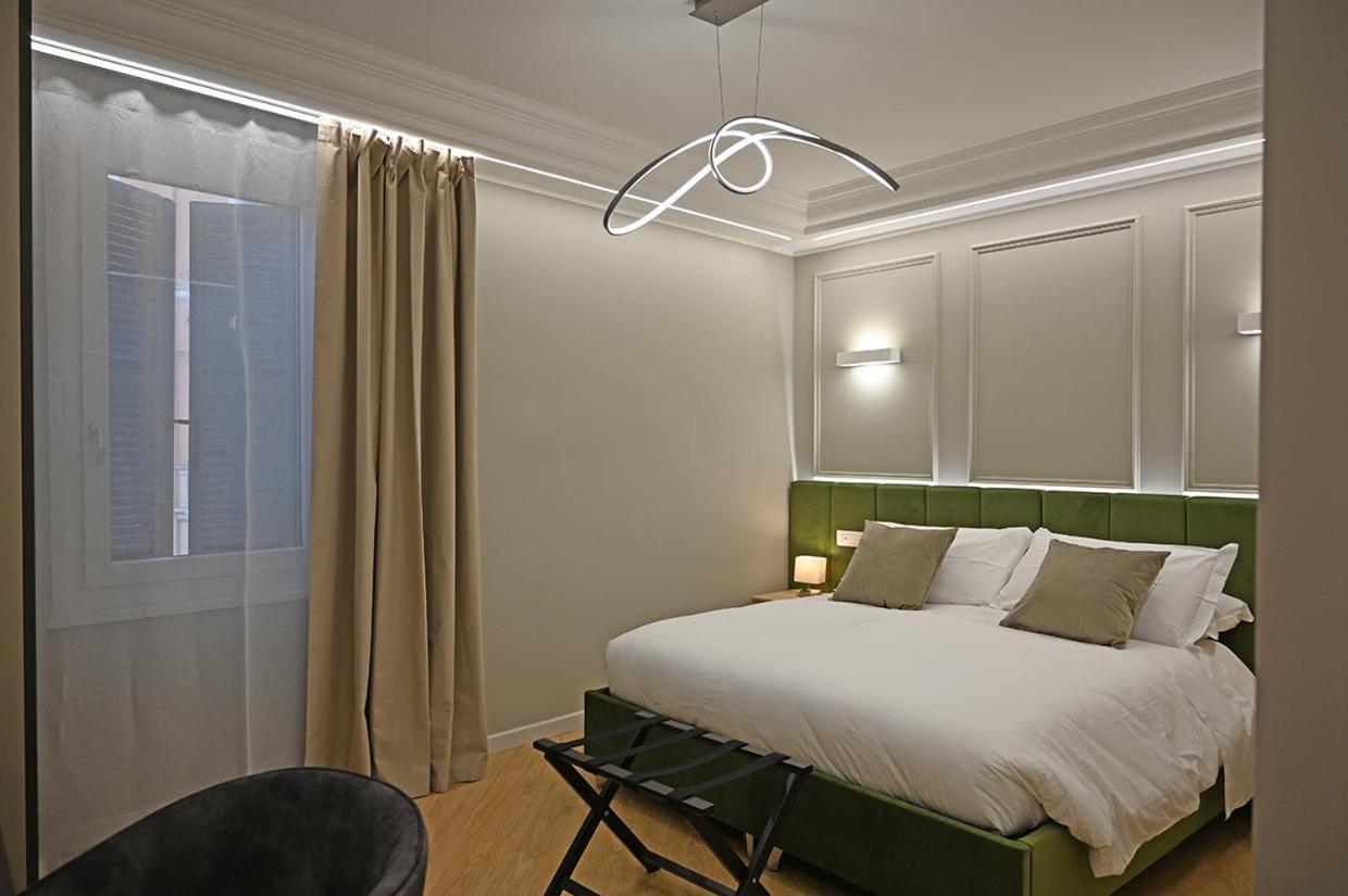 Mom Apartment Rooms&Suites Tivoli Extérieur photo